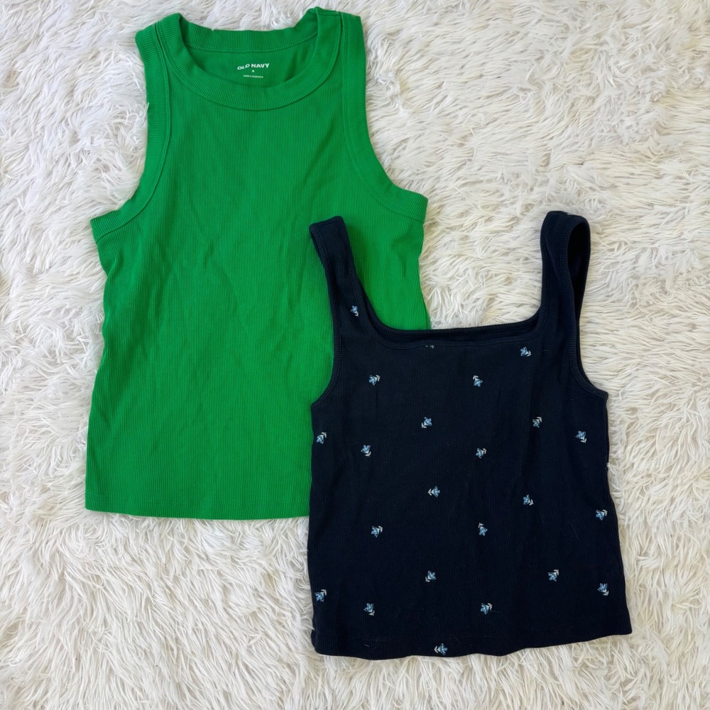 Bundle of (2) Old Navy Ribbed Tank Tops Medium Green Crewneck & Navy Blue Floral